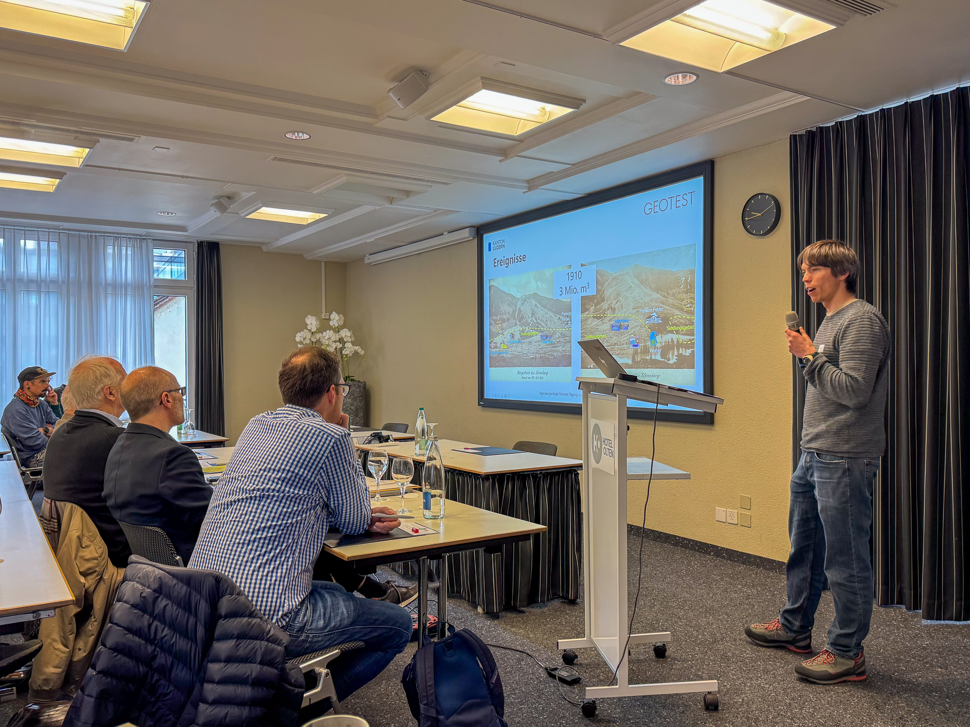 /home/nopasiri/public_html/inggeol.ch/site/assets/files/1113/img_8016.jpg